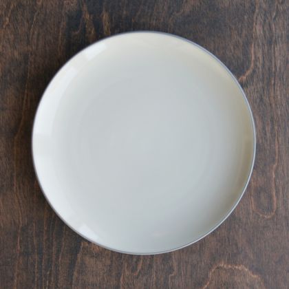 Salad/Dessert Plate, Coupe, 8 1/4"